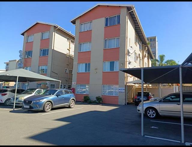2 BEDROOM APARTMENT FOR SALE IN ESSENWOOD
